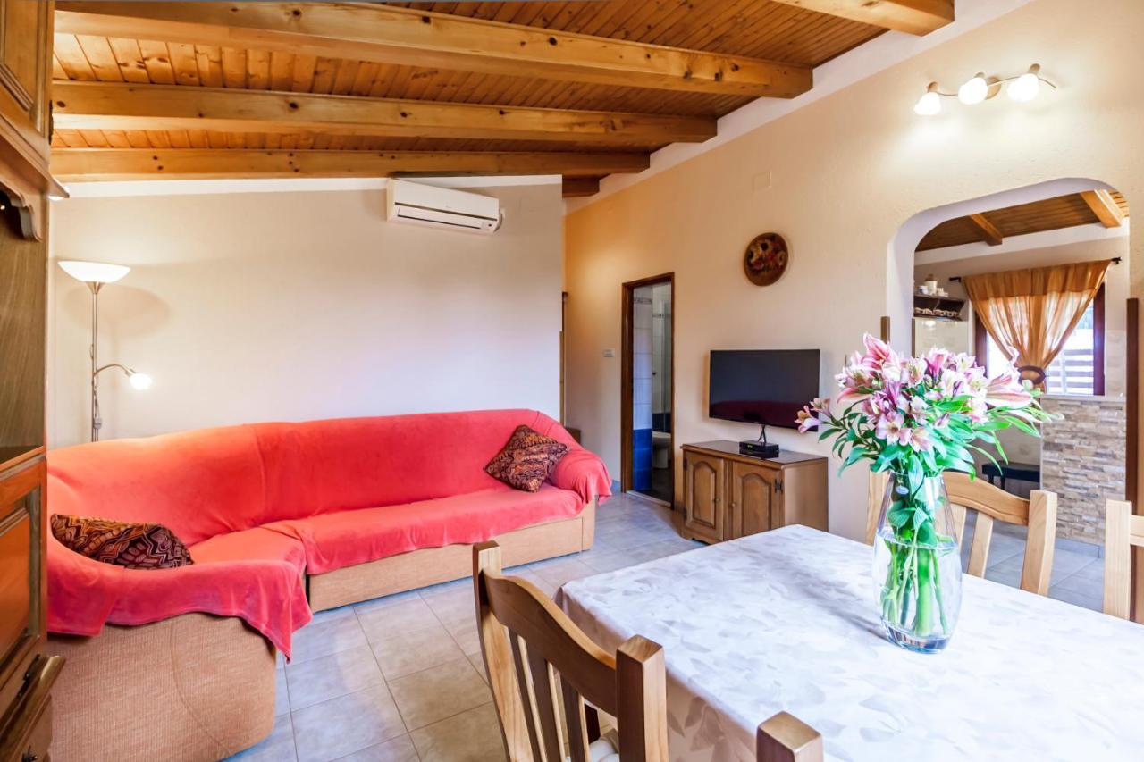 Holiday Home Lana لابين المظهر الخارجي الصورة