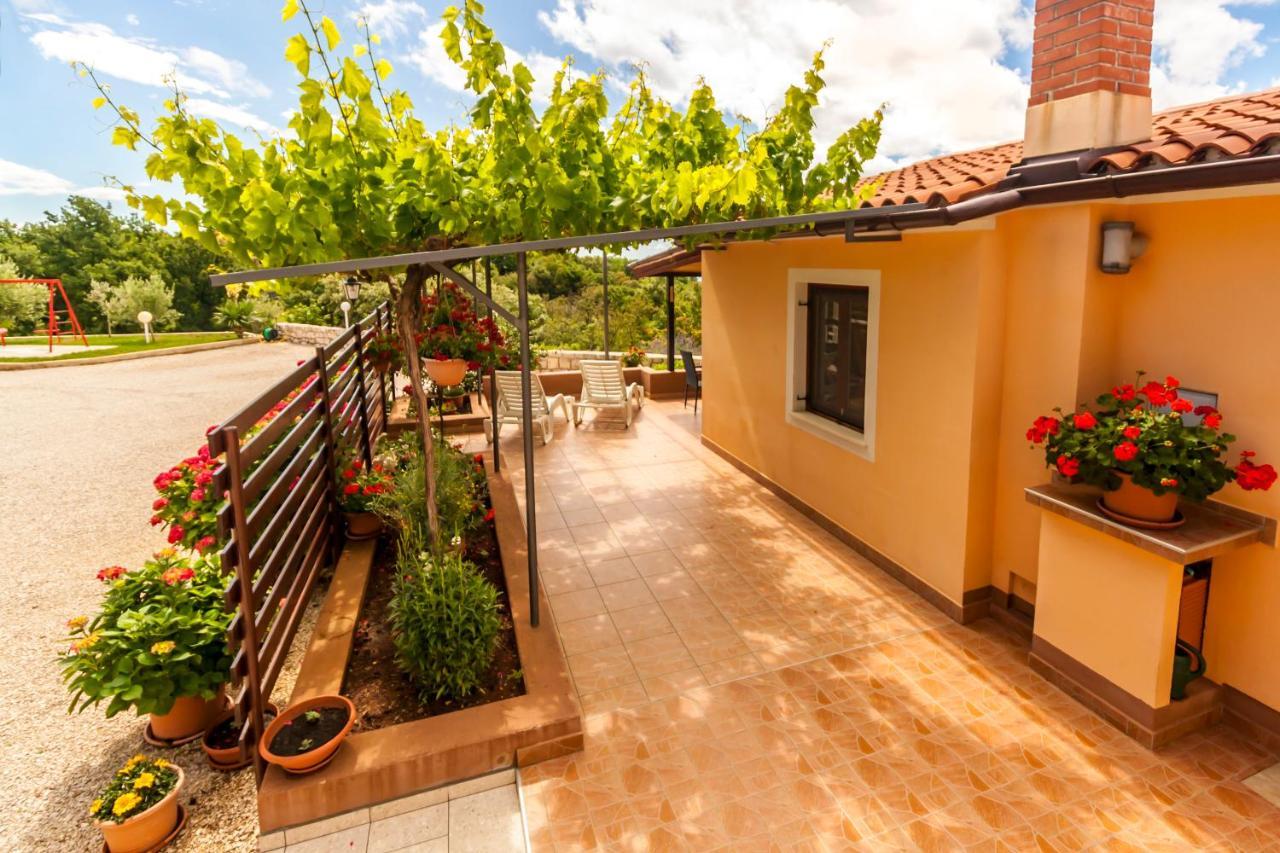 Holiday Home Lana لابين المظهر الخارجي الصورة